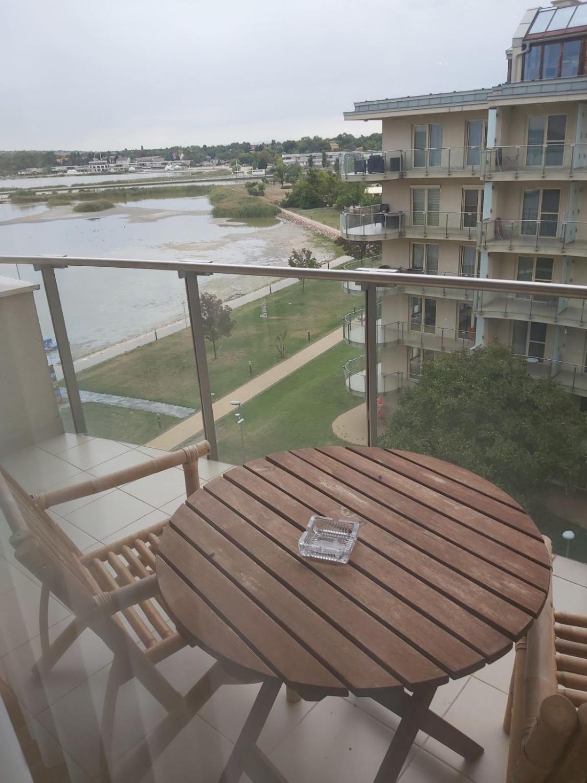 Wellness Apartments In Velence Luaran gambar